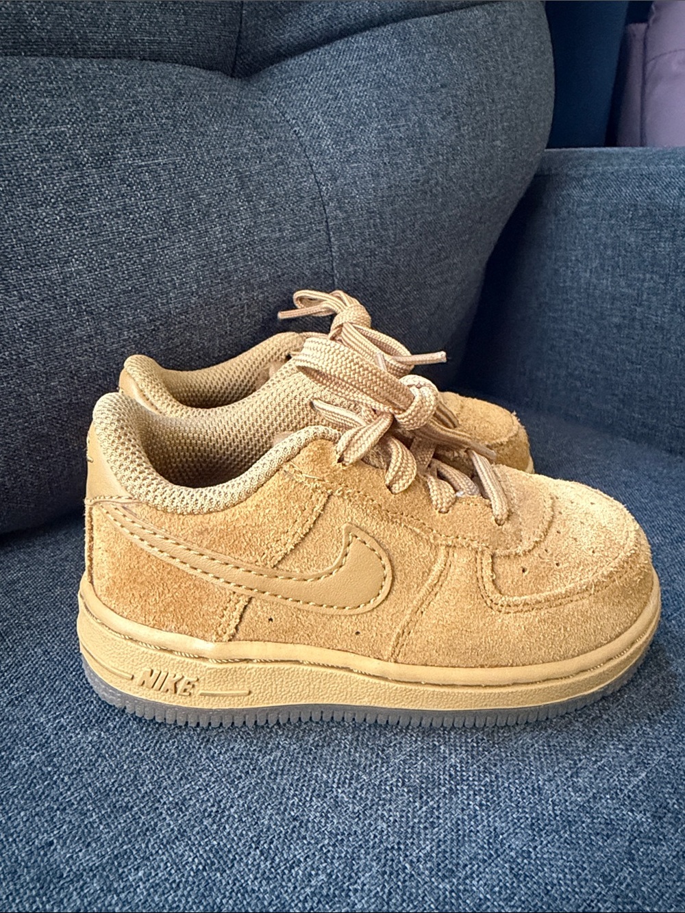 Nike Air Force 1 LV8 Wheat Suede Toddler Sneakers Size 6C